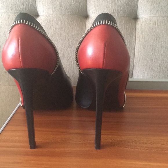 Shoes - Picture 3 of 5